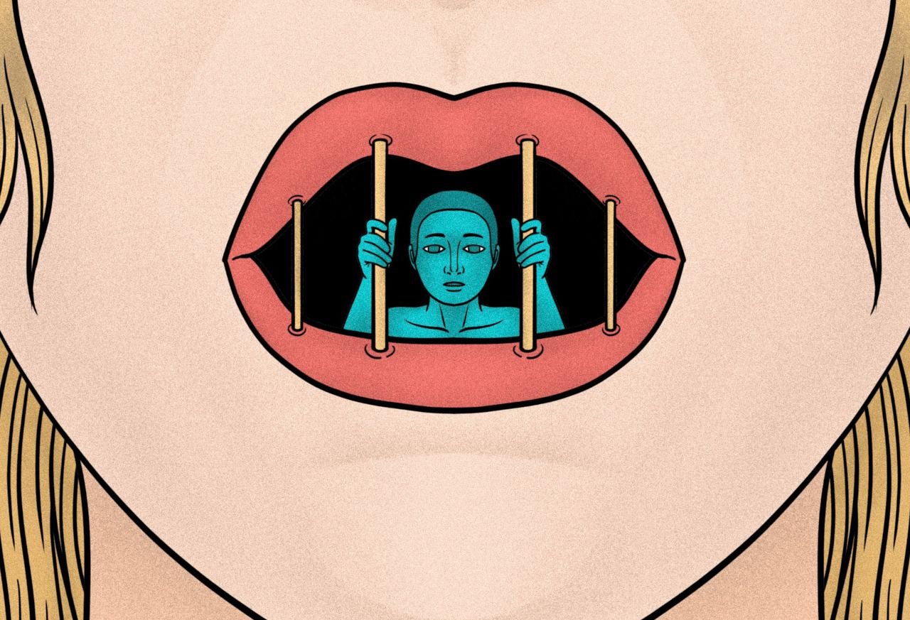 free-speech-under-fire-surveillance.BJuOS0g5_Z1go1lt